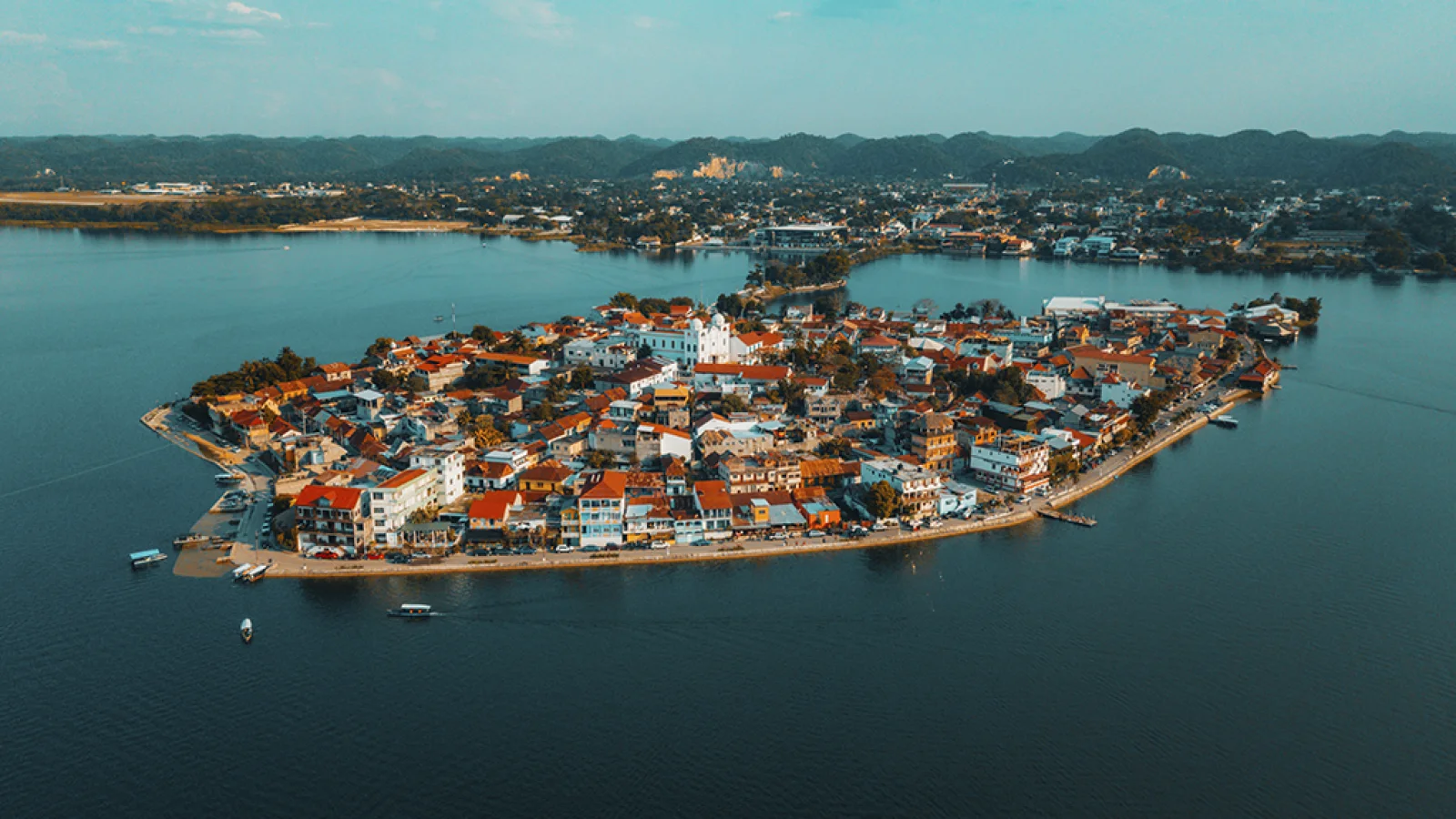 Isla de Flores — Petén
