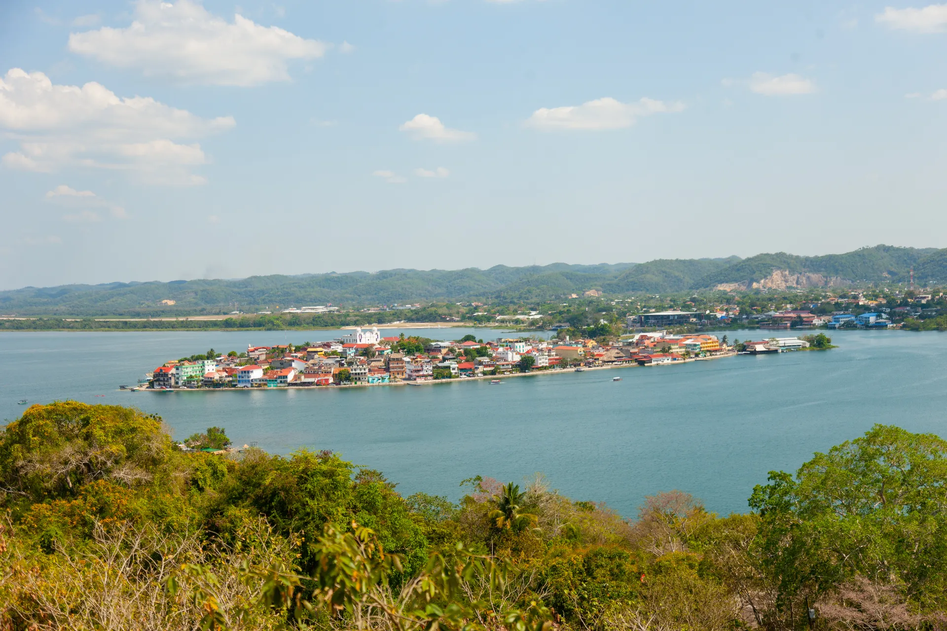 San Miguel — Península de Tayazal