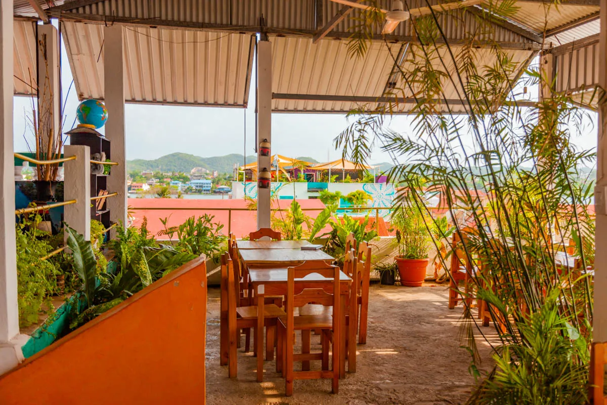 RESTAURANTE PETENYAKI